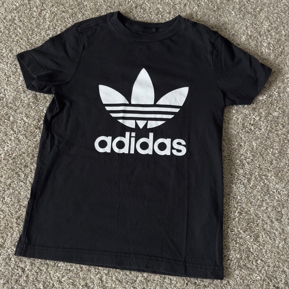 Adidas Boys black short sleeve T-Shirt tee size Small - Picture 2 of 5